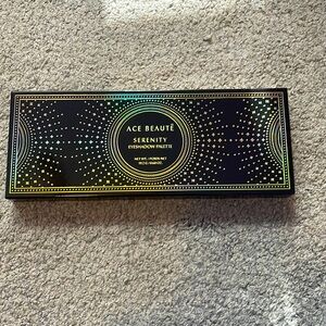Ace Beaute Serenity eyeshadow palette